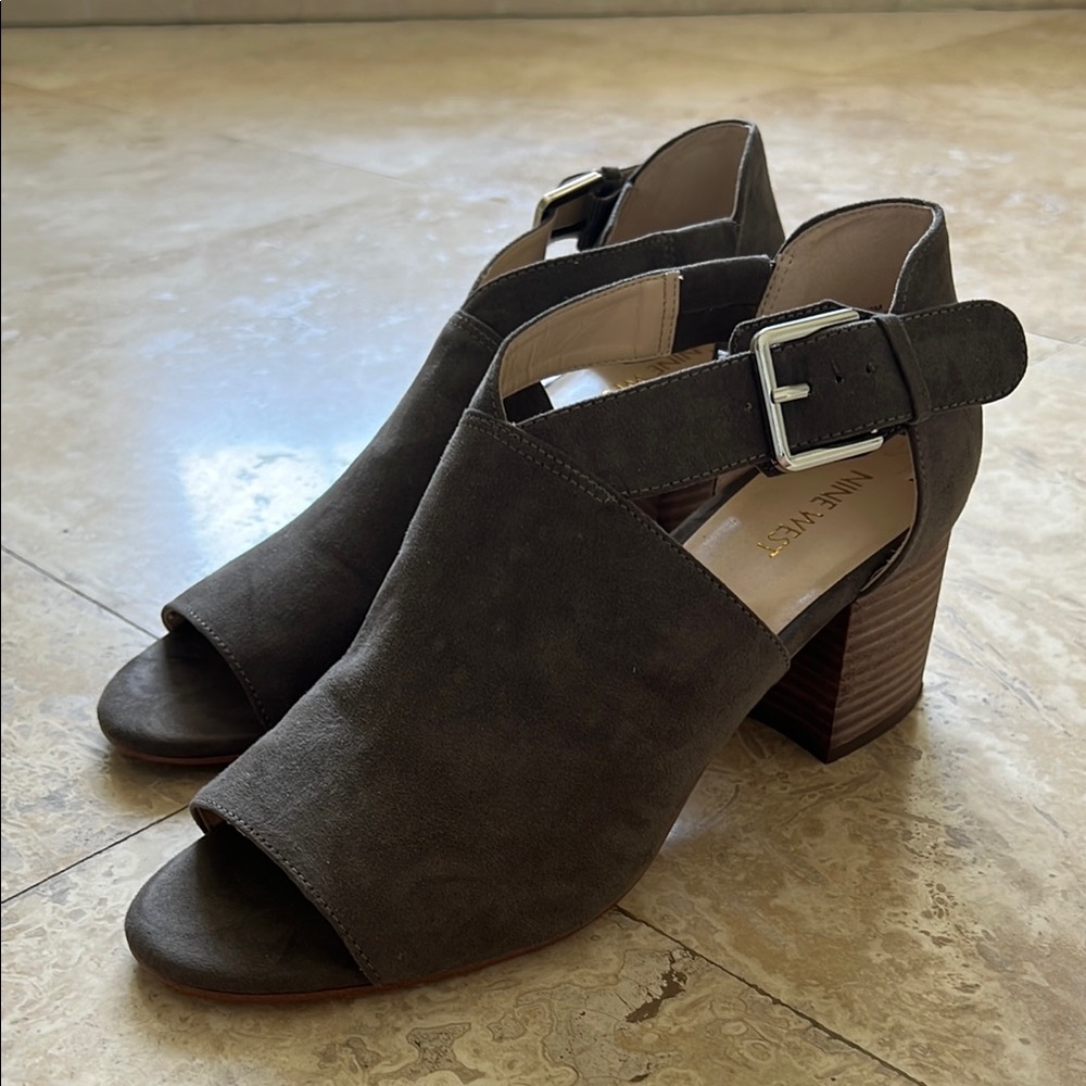 Nine West Olive Green Suede Peep-Toe Block Heel Sandals